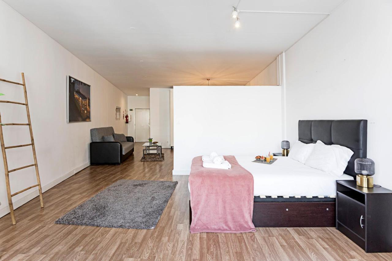Amazing Apartment In Downtown Porto By Lovelystay Exterior photo